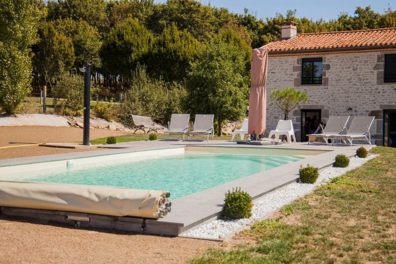 La Remise 4 Etoiles Villa Saint-Hilaire-de-Mortagne Eksteriør bilde