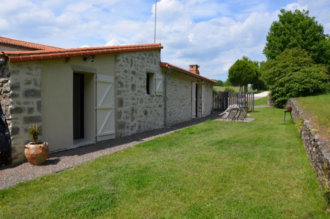 La Remise 4 Etoiles Villa Saint-Hilaire-de-Mortagne Eksteriør bilde